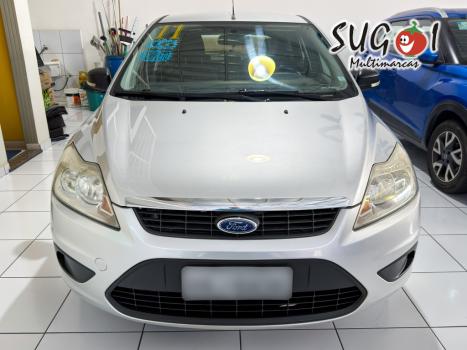 FORD Focus Hatch 1.6 4P GL, Foto 2