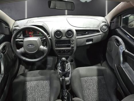 FORD Ka Hatch 1.0 FLEX, Foto 2