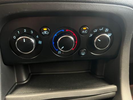 FORD Ka Hatch 1.5 12V 4P FLEX TI-VCT SE PLUS AUTOM�TICO, Foto 9