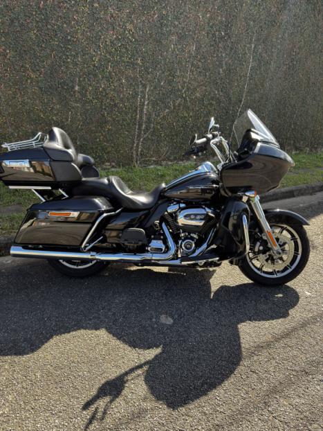 HARLEY DAVIDSON Road Glide Ultra 1800, Foto 2