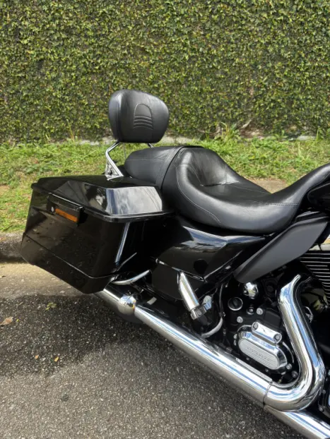 HARLEY DAVIDSON Street Glide FLHX 1700, Foto 12