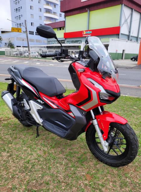 HONDA ADV 150 ABS, Foto 2