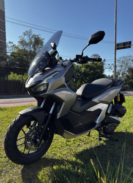 HONDA ADV 160 , Foto 5