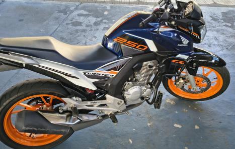 HONDA CB 250 F Twister FLEXONE, Foto 17