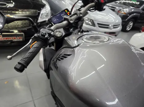 HONDA CB 650 R ABS, Foto 13