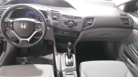 HONDA Civic 1.8 16V 4P FLEX LXS AUTOM�TICO, Foto 7