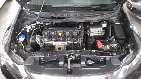 HONDA Civic 1.8 16V 4P FLEX LXS AUTOM�TICO, Foto 18