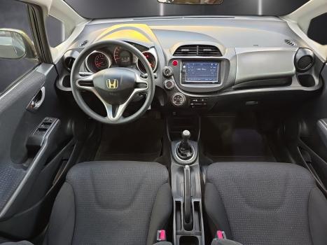 HONDA Fit 1.4 4P LX FLEX, Foto 12 HONDA Fit 1.4 4P LX FLEX, Foto 12