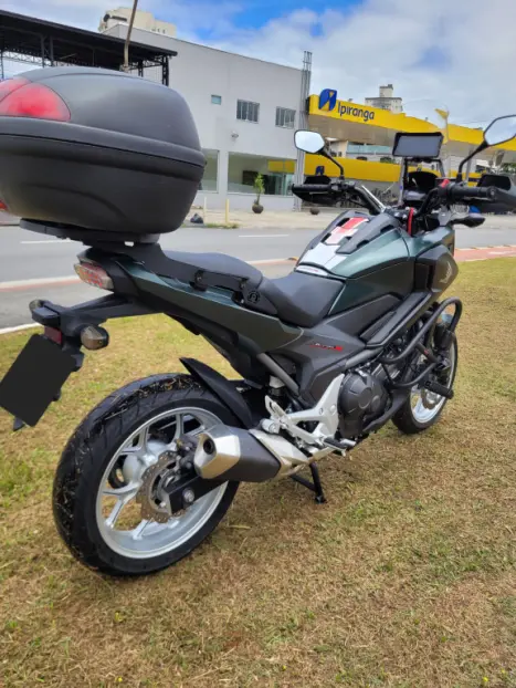 HONDA NC 750 X ABS, Foto 3