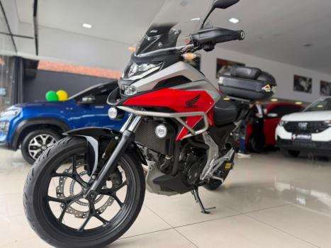 HONDA NC 750 X ABS, Foto 2