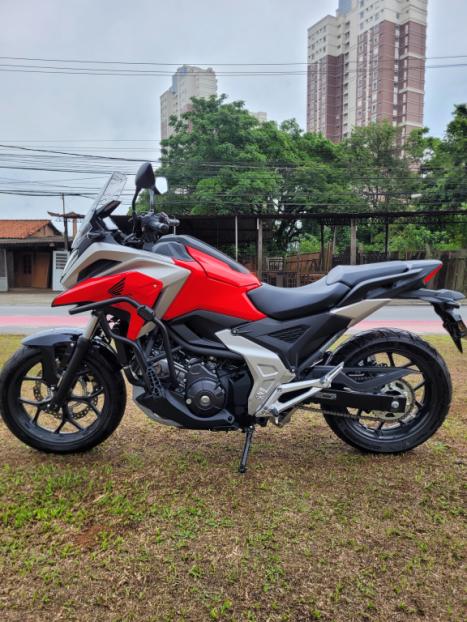 HONDA NC 750 X DCT, Foto 4