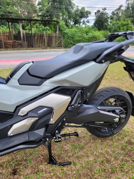 HONDA X-ADV 750 , Foto 14