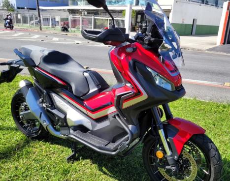 HONDA X-ADV 750 , Foto 2