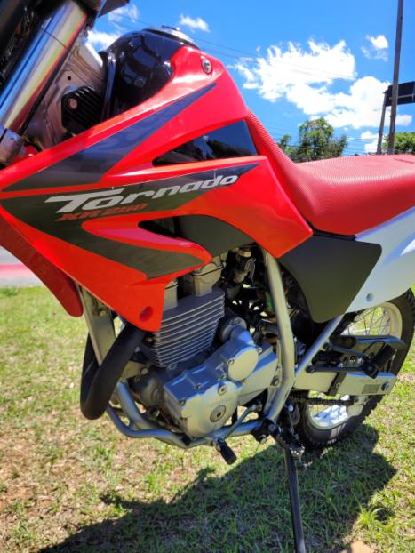 HONDA XR Tornado 250 , Foto 11 HONDA XR Tornado 250 , Foto 11