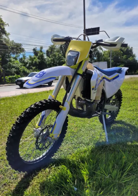 HUSQVARNA TE 250 , Foto 2