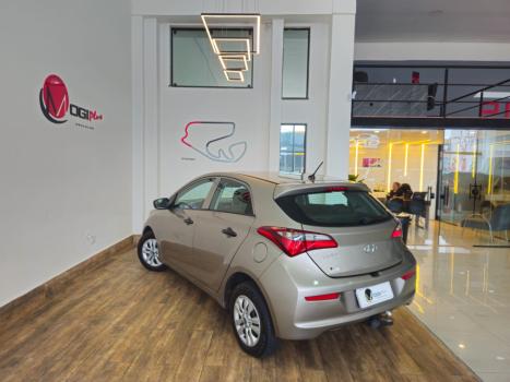 HYUNDAI HB 20 Hatch 1.0 12V 4P FLEX UNIQUE, Foto 6