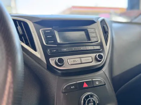 HYUNDAI HB 20 Hatch 1.0 12V 4P FLEX COMFORT, Foto 9