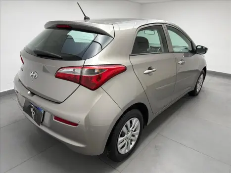 HYUNDAI HB 20 Hatch , Foto 5