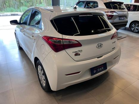 HYUNDAI HB 20 Hatch 1.6 16V 4P FLEX COMFORT PLUS AUTOM�TICO, Foto 9