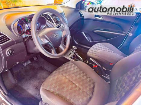 HYUNDAI HB 20 Hatch 1.6 16V 4P FLEX COMFORT PLUS AUTOM�TICO, Foto 8