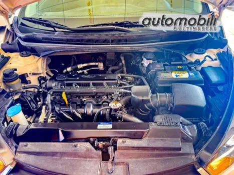 HYUNDAI HB 20 Hatch 1.6 16V 4P FLEX COMFORT PLUS AUTOM�TICO, Foto 16