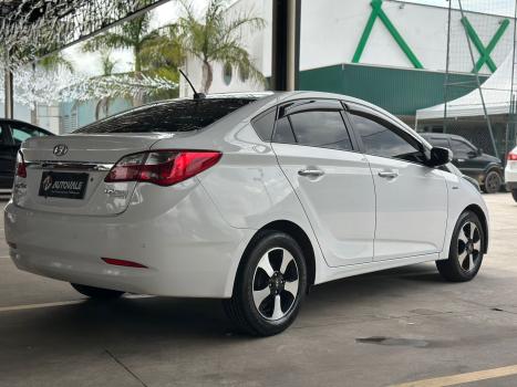 HYUNDAI HB 20 Sedan 1.6 16V 4P FLEX COMFORT PLUS AUTOM�TICO, Foto 5