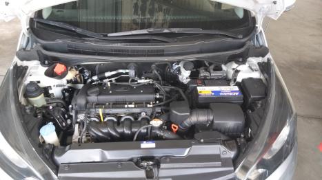 HYUNDAI HB 20 Sedan 1.6 16V 4P FLEX COMFORT PLUS AUTOM�TICO, Foto 16