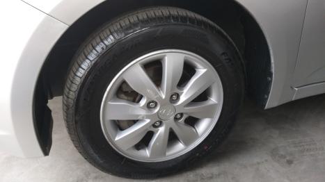 HYUNDAI HB 20 Sedan 1.6 16V 4P FLEX COMFORT PLUS AUTOM�TICO, Foto 17