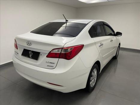 HYUNDAI HB 20 Sedan 1.6 16V 4P FLEX COMFORT PLUS AUTOM�TICO, Foto 4