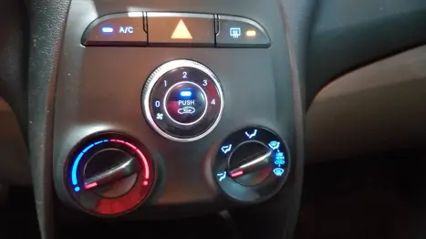 HYUNDAI HB 20 Sedan 1.0 12V 4P FLEX COMFORT PLUS, Foto 11