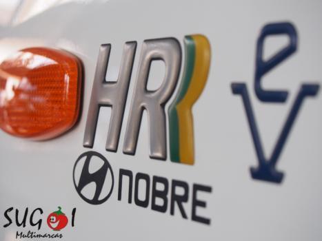 HYUNDAI HR 2.5 TCI HD DIESEL CARROCERIA DE MADEIRA, Foto 2