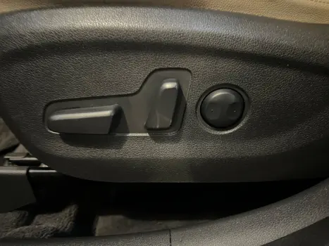 HYUNDAI Tucson 1.6 16V 4P T-GDI GL ECOSHIFT AUTOM�TICO, Foto 16