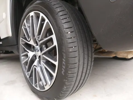 JEEP Compass 2.0 16V 4P LIMITED TURBO DIESEL 4X4 AUTOMÁTICO, Foto 18 JEEP Compass 2.0 16V 4P LIMITED TURBO DIESEL 4X4 AUTOMÁTICO, Foto 18