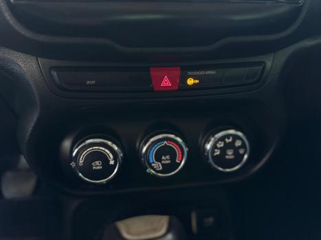 JEEP Renegade 1.8 16V 4P FLEX, Foto 22 JEEP Renegade 1.8 16V 4P FLEX, Foto 22