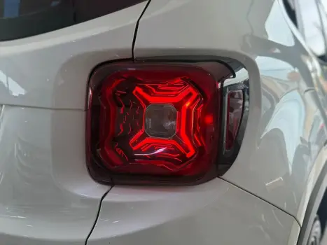 JEEP Renegade 1.8 16V 4P FLEX LONGITUDE AUTOM�TICO, Foto 14