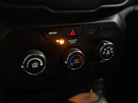 JEEP Renegade 1.8 16V 4P FLEX, Foto 18