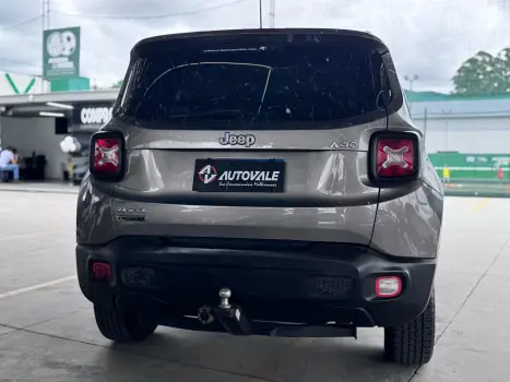 JEEP Renegade 2.0 16V 4P TURBO DIESEL CUSTOM 4X4 AUTOM�TICO, Foto 5