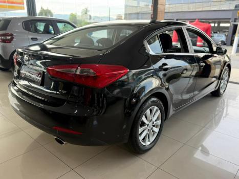 KIA Cerato Sedan 1.6 16V 4P SX3, Foto 8