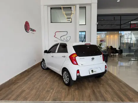 KIA Picanto 1.0 12V 4P FLEX EX, Foto 6