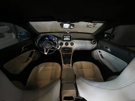 MERCEDES-BENZ GLA 200 1.6 16V 4P CGI ADVANCE TURBO AUTOM�TICO, Foto 10