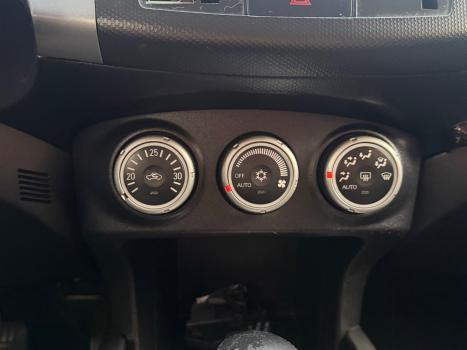 MITSUBISHI Outlander 3.0 V6 24V 4P GT 4X4 AUTOM�TICO, Foto 16
