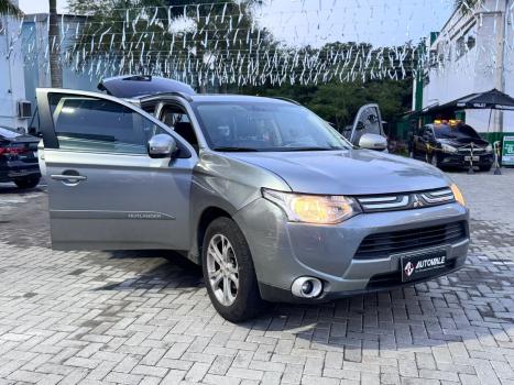 MITSUBISHI Outlander 3.0 V6 24V 4P GT 4X4 AUTOMÁTICO, Foto 10