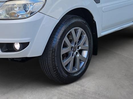 MITSUBISHI Pajero TR4 2.0 16V 4P, Foto 8