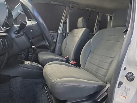 MITSUBISHI Pajero TR4 2.0 16V 4P, Foto 9