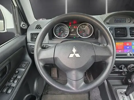 MITSUBISHI Pajero TR4 2.0 16V 4P, Foto 11