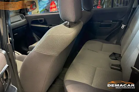 MITSUBISHI Pajero TR4 2.0 16V 4P 4X4 AUTOM�TICO, Foto 11
