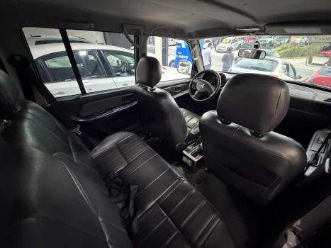 MITSUBISHI Pajero TR4 2.0 16V 4P, Foto 17