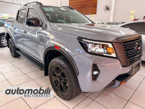 NISSAN Frontier 2.3 16V PRO4X CABINE DUPLA 4X4 BI-TURBO DIESEL AUTOMTICO, Foto 4