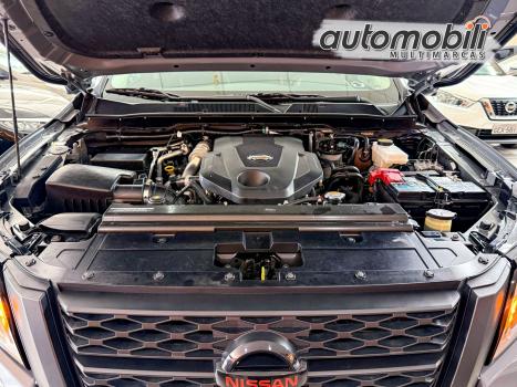 NISSAN Frontier 2.3 16V PRO4X CABINE DUPLA 4X4 BI-TURBO DIESEL AUTOMTICO, Foto 19