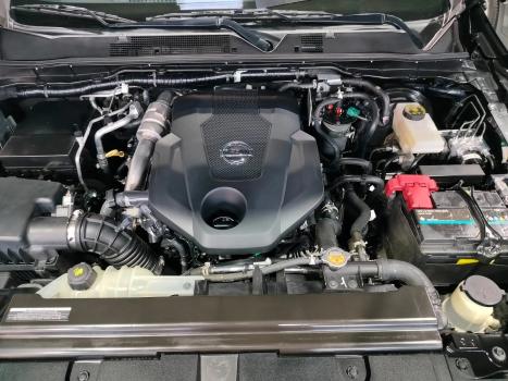 NISSAN Frontier 2.3 ATTACK CABINE DUPLA 4X4 BI-TURBO DIESEL AUTOMTICO, Foto 10